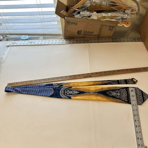 Gino Di Milano Silk Mens Tie Gold & Black Baroque Pattern Old Money Neck Ties - Picture 3 of 7